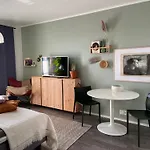 Viihtyisae Yksioe, Parkkipaikka, Ilmastointi, Wifi, Aino Areena 300m *