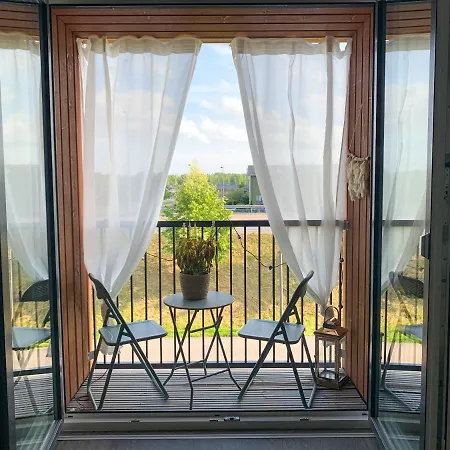 Viihtyisae Yksioe, Parkkipaikka, Ilmastointi, Wifi, Aino Areena 300m Järvenpää