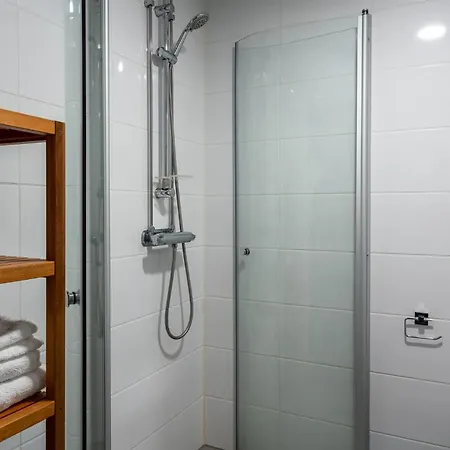 Viihtyisae Yksioe, Parkkipaikka, Ilmastointi, Wifi, Aino Areena 300m *