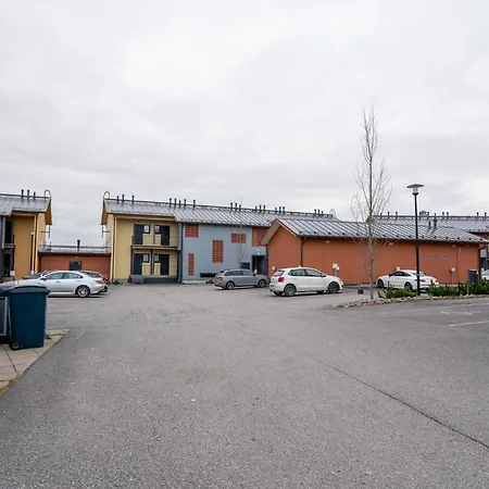 Viihtyisae Yksioe, Parkkipaikka, Ilmastointi, Wifi, Aino Areena 300m Daire *