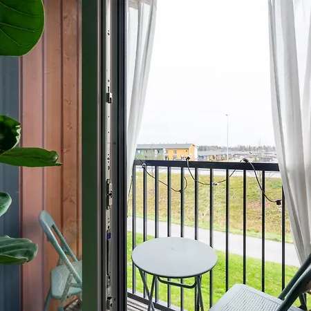 Viihtyisae Yksioe, Parkkipaikka, Ilmastointi, Wifi, Aino Areena 300m Järvenpää