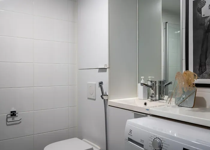 Viihtyisae Yksioe, Parkkipaikka, Ilmastointi, Wifi, Aino Areena 300m