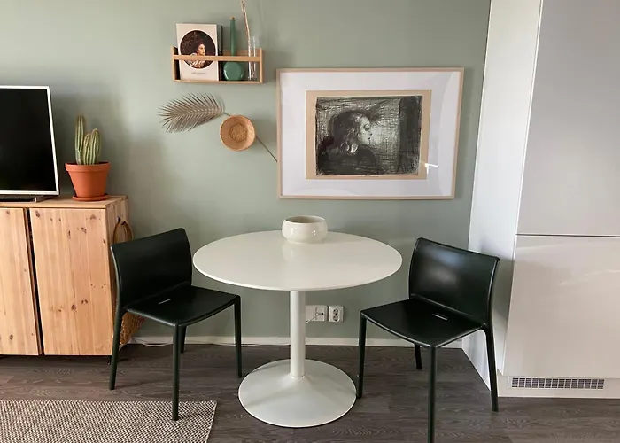 Viihtyisae Yksioe, Parkkipaikka, Ilmastointi, Wifi, Aino Areena 300m Järvenpää